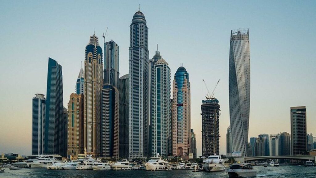 Dubai's Architectural Marvels: Feats of Engineering