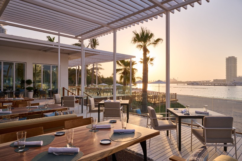 Dining Terrace in Jumeirah Beach Residences Mall in Dubai