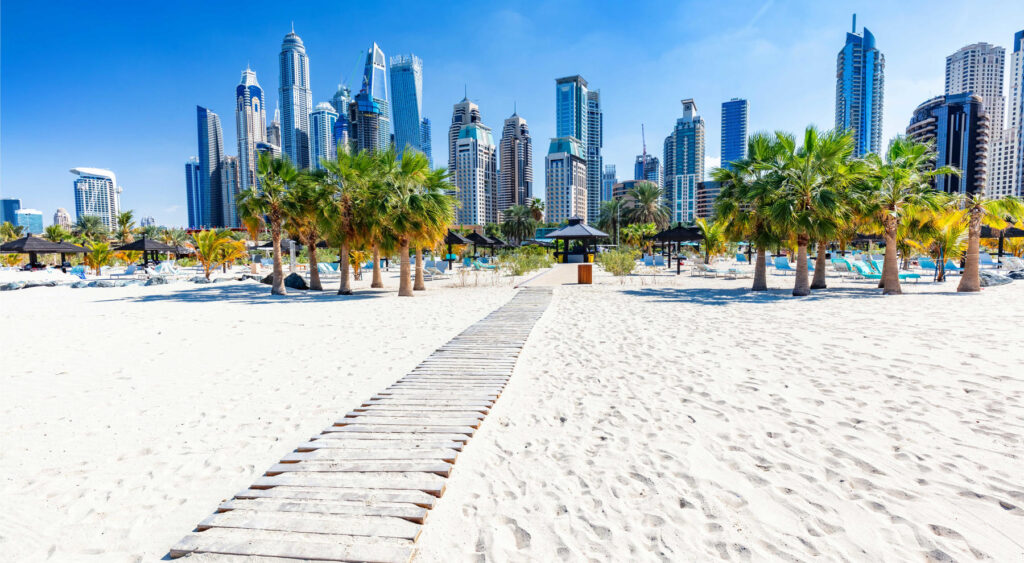 Promenade at The Beach opposite Jumeirah Beach Residences in Dubai